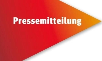Roter und orangefarbener Pfeil mit dem weißen Schriftzug „Pressemitteilung“.